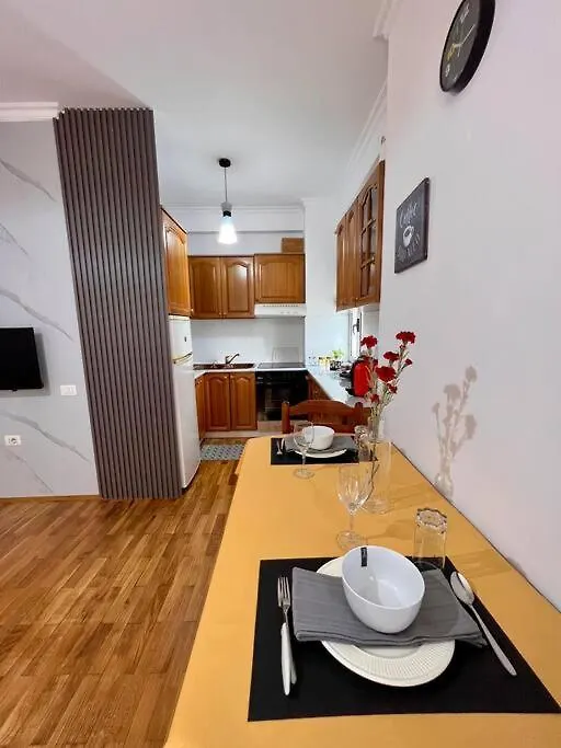 Apartamento Tirana Vibes